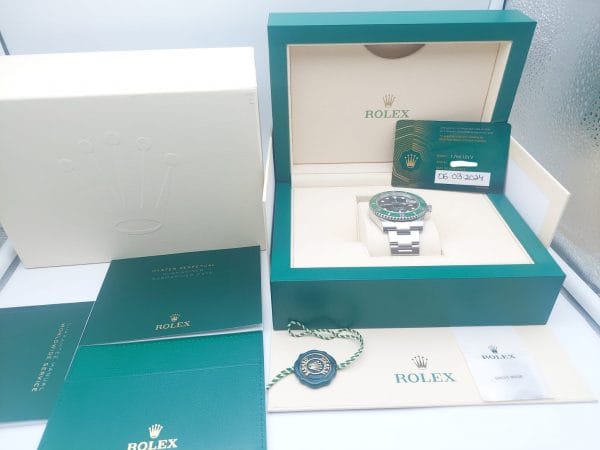 Rolex Submariner Ref. 126610LV NEW (Full Set) - Afbeelding 2