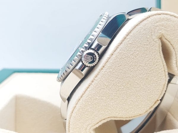Rolex Submariner Ref. 126610LV NEW (Full Set) - Afbeelding 7