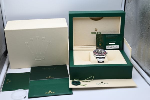 Rolex GMT-Master II 'Pepsi' 126710BLRO Year 2023 NEW (Full Set) - Afbeelding 2