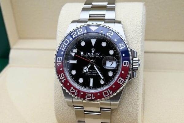Rolex GMT-Master II 'Pepsi' 126710BLRO Year 2023 NEW (Full Set) - Afbeelding 7