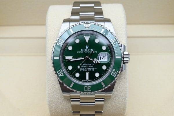 Rolex Submariner Ref. 116610LV Year 2015 (Box & Papers) – Image 3