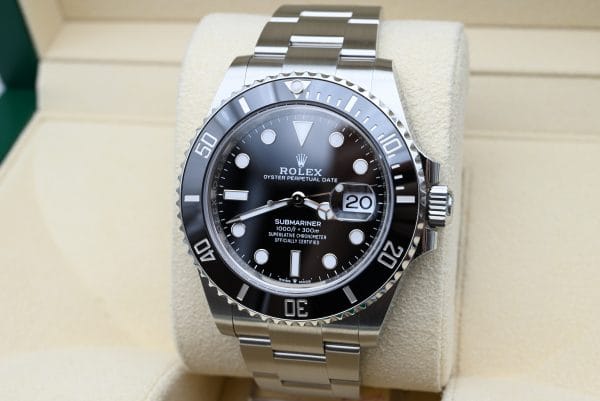 Rolex Submariner Ref. 126610LN Year 2024 NEW (Full Set) - Image 7