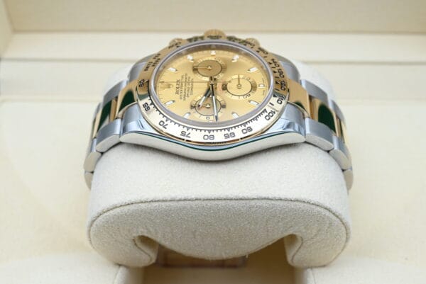 Rolex Daytona Ref. 116503 Year 2021 (Full Set) - Image 4