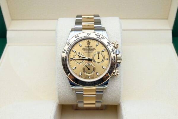 Rolex Daytona Ref. 116503 Year 2021 (Full Set) - Image 3