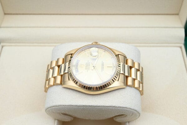 Rolex Day-Date Ref. 18238 Year 1991 (Box & Papers) - Afbeelding 2