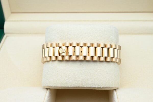 Rolex Datejust Ref. 68278 Year 1987 (Box & Papers) - immagine 6