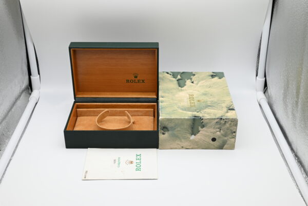 Rolex Submariner Ref. 14060 Year 1998 (Box & Papers) - immagine 2