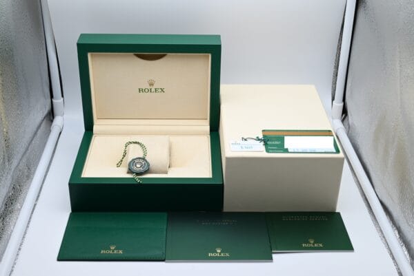 Rolex GMT-Master II Ref. 126711CHNR Year 2020 (Full Set) - immagine 2