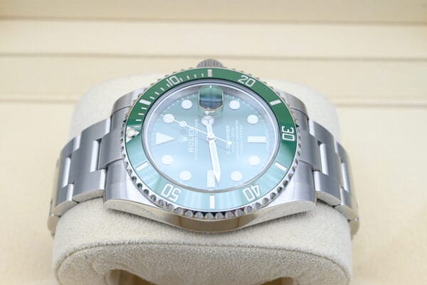 Rolex Submariner Ref. 116610LV Year 2018 (Full Set) - immagine 3