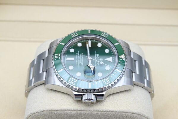 Rolex Submariner Ref. 116610LV Year 2018 (Full Set) - immagine 4